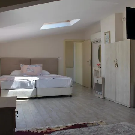 坎迪拉布迪克酒店 4*