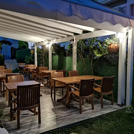 坎迪拉布迪克酒店