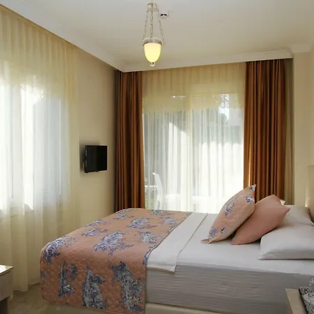 Kandira Butik Bed & Breakfast Cesme
