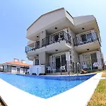 Kandira Butik 4* Cesme
