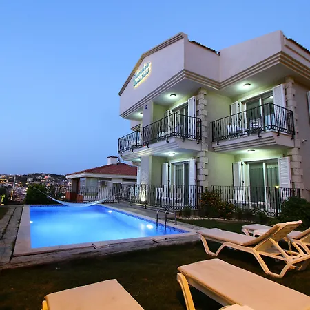 Kandira Butik Bed & Breakfast Cesme