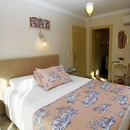 Bed & Breakfast Kandira Butik 4*