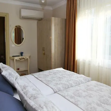 فندق مبيت وإفطار Kandira Butik Çeşme