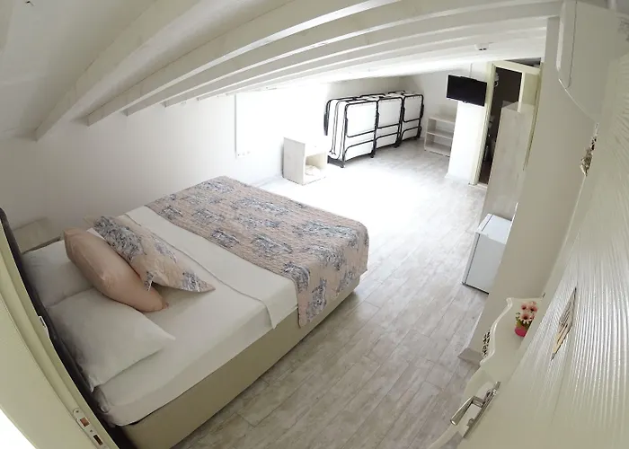 Kandira Butik Alojamento de Acomodação e Pequeno-almoço