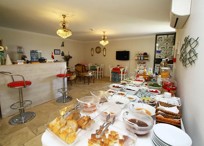 Alojamento de Acomodação e Pequeno-almoço Kandira Butik 4*