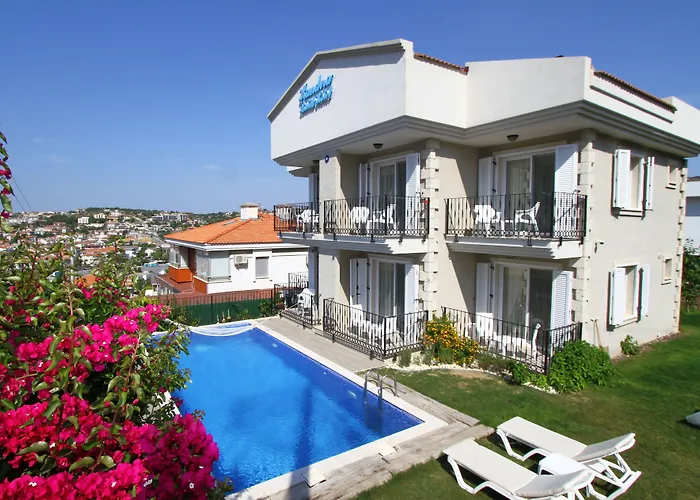 Alojamento de Acomodação e Pequeno-almoço Kandira Butik 4*