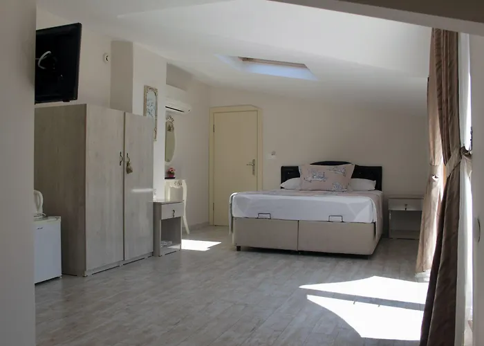 Kandira Butik 4* Çeşme