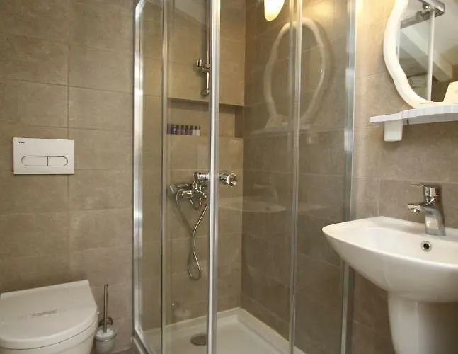 Kandira Butik Alojamento de Acomodação e Pequeno-almoço 4*