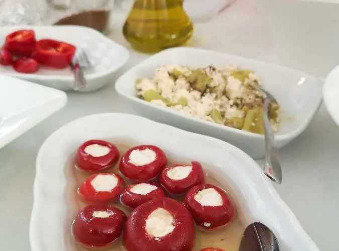 Alojamento de Acomodação e Pequeno-almoço Kandira Butik 4*